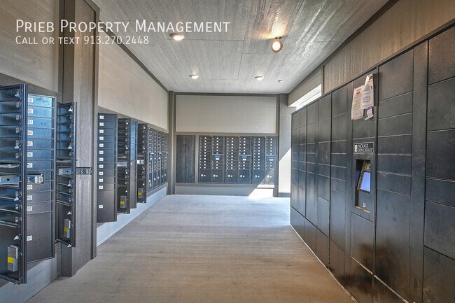 Building Photo - 22108 W 123rd Ln