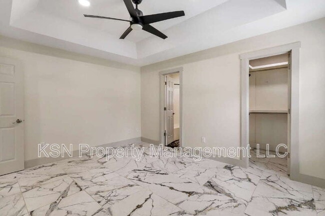 Building Photo - 106 Laurel Oaks