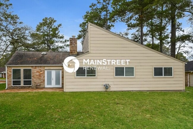 Building Photo - 4 Bedroom Pet-Friendly Home in Houston, TX with Main Street Renewal