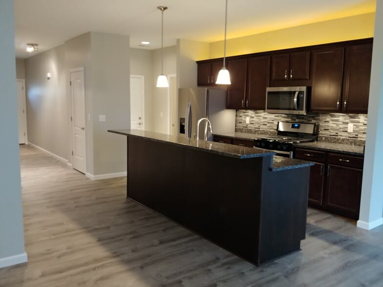 Building Photo - 7320 Chucks Way