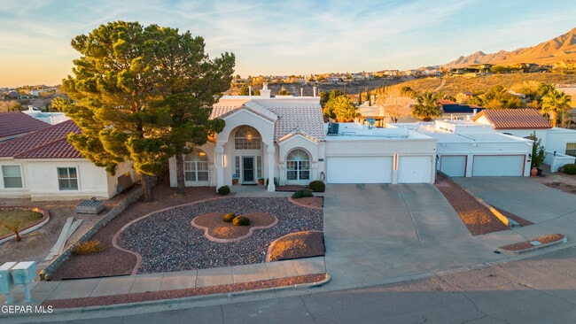 Building Photo - 6205 La Posta Dr