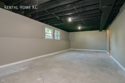 Building Photo - 15400 W 151st Terrace