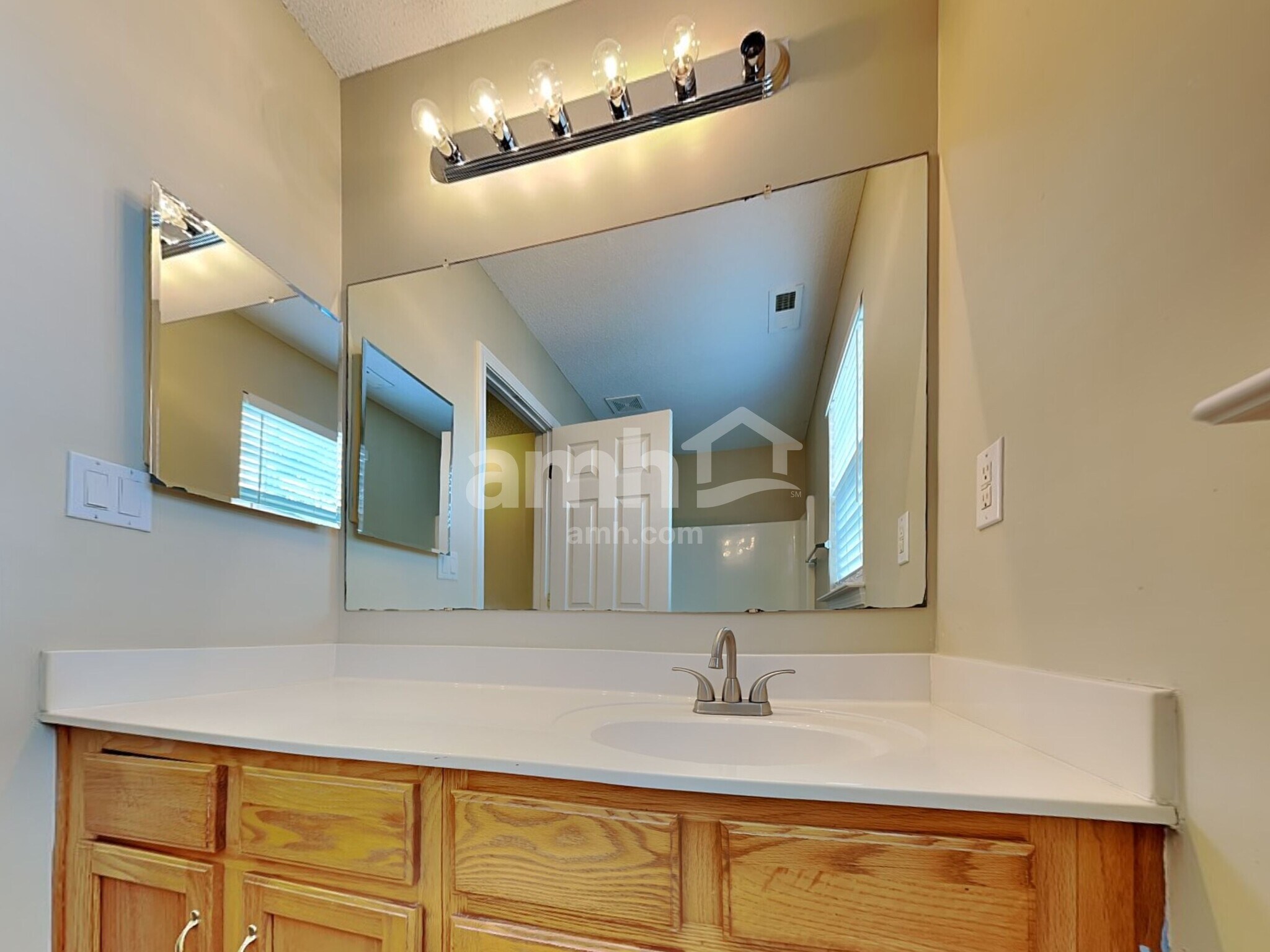 Building Photo - 4945 Wheat Dr SW