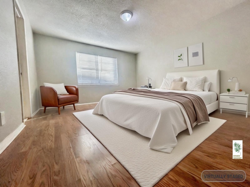 Building Photo - 3836 Englewood Cir