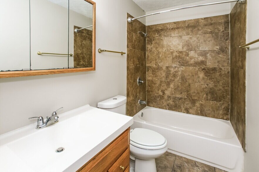 Building Photo - 5467 Petersburg Pkwy