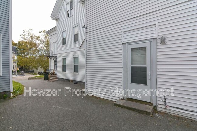 Building Photo - 109 Green St