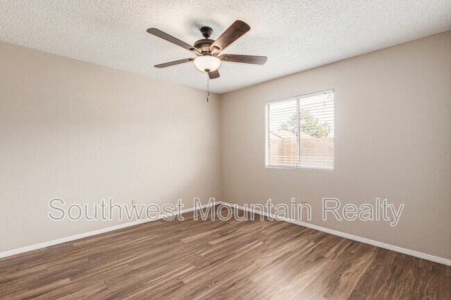 Building Photo - 4744 E Camino St