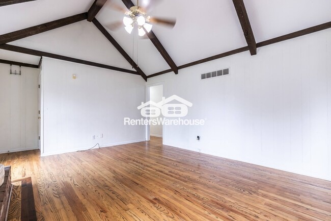 Building Photo - 2707 NE 67th Pl