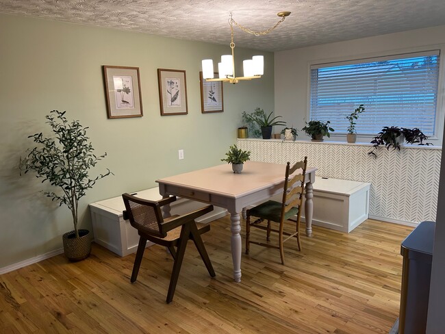 Building Photo - Madison