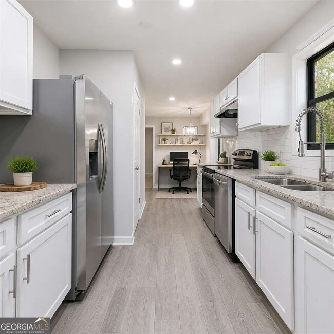 Building Photo - 4380 Cary Dr SW