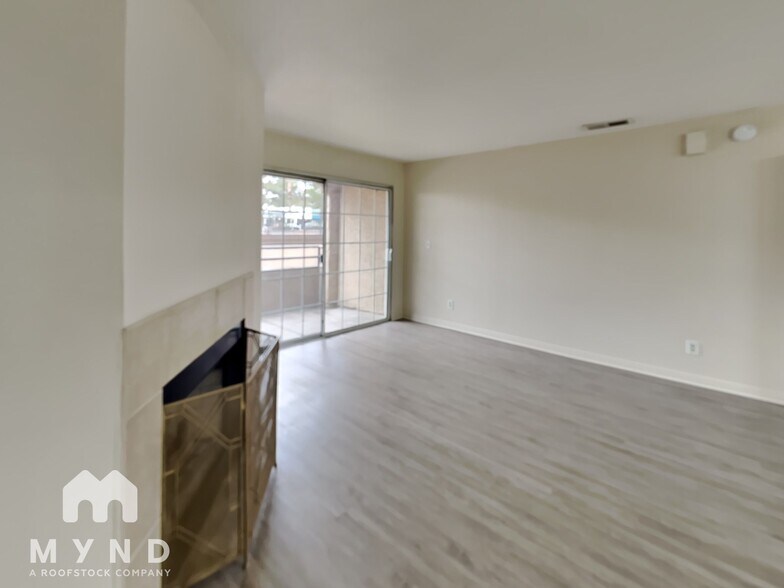 Building Photo - 2200 S Fort Apache Rd