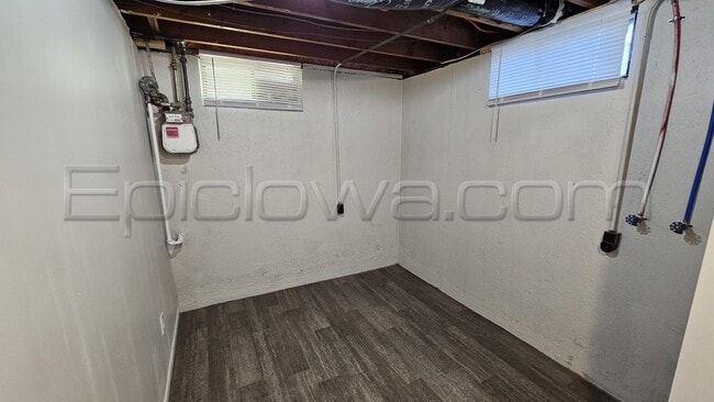 Building Photo - 1510 14th Ave SW