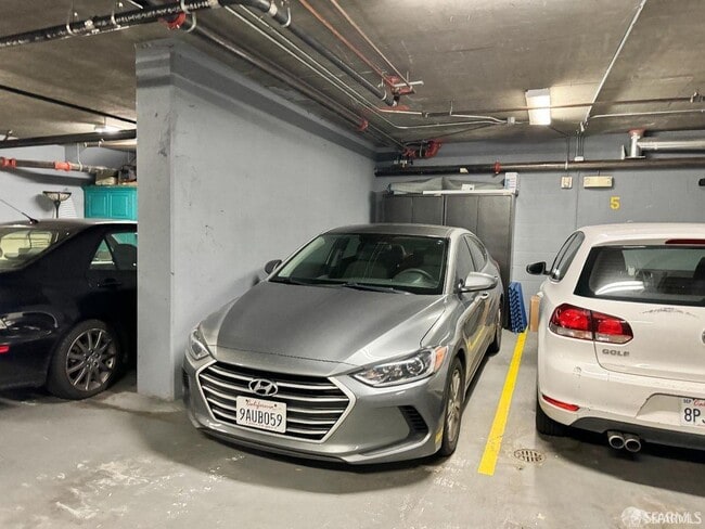 Building Photo - 1025 Minna St