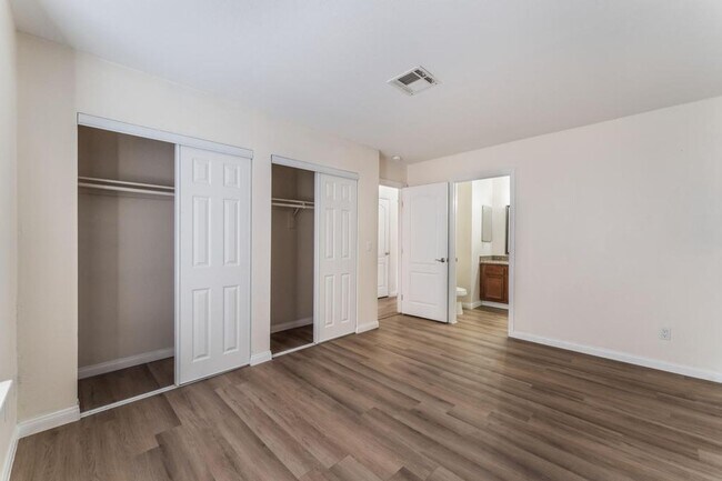 Building Photo - This beautifully renovated 2-bedroom, 2-bath condo is ready for immediate move-in!