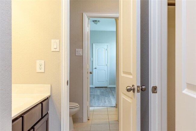 Building Photo - 24131 Cannon Anello Ct