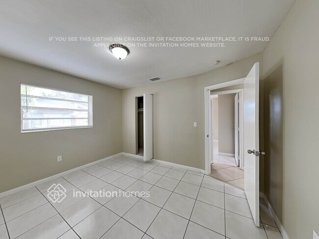 Building Photo - 1261 NW 202nd St