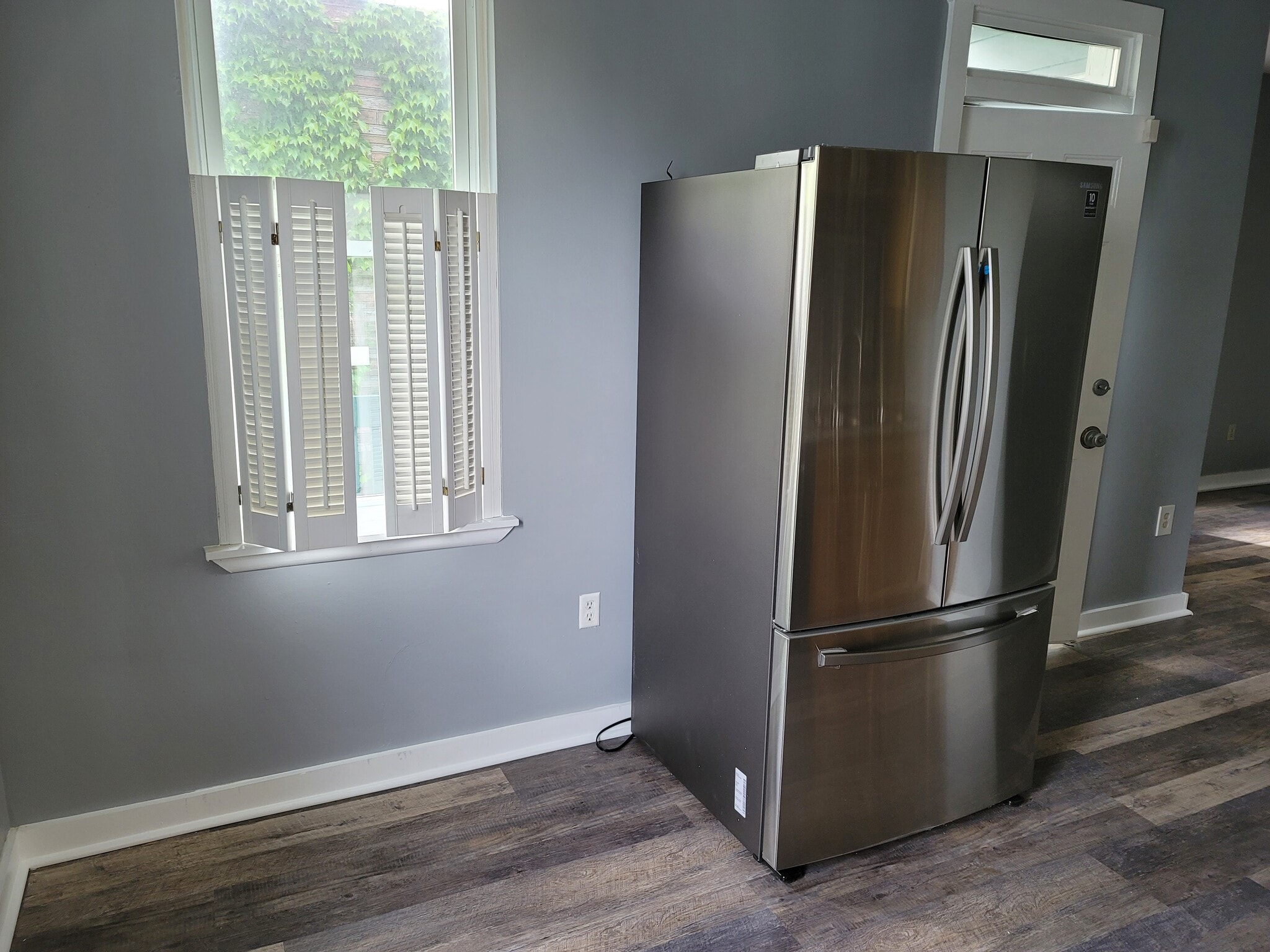 Kitchen - 3932 Howley St