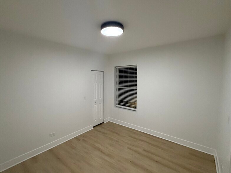 Bedroom #1 - 3049 W Berteau Ave