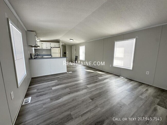 Building Photo - 1343 Ohio St