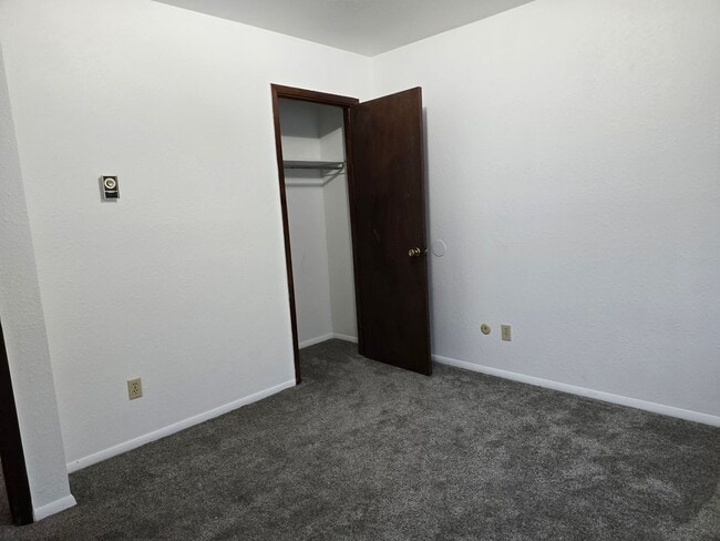 Building Photo - 740 2nd St