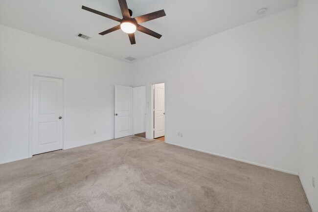 Building Photo - 1519 Twilight Grn Dr