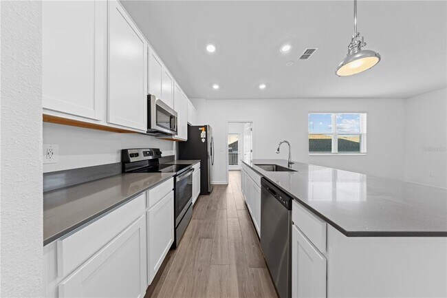 Building Photo - 15633 Water Spring Blvd