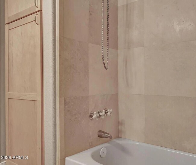 Building Photo - 7773 E Stallion Rd