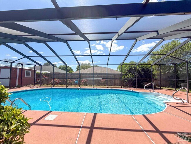 Building Photo - 3977 High Bridge Dr