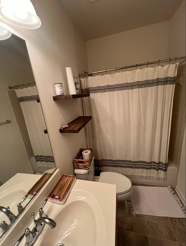 Building Photo - 3728 Foote St NE