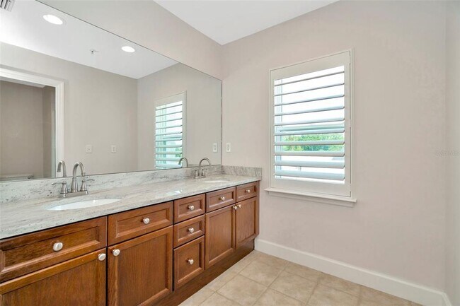Building Photo - 3213 Marcellus Cir