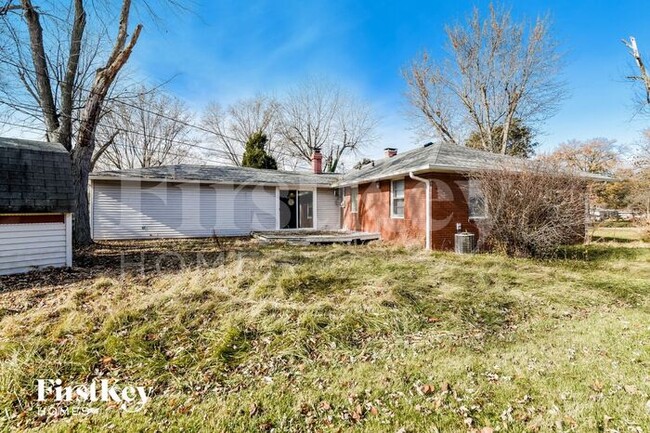 Building Photo - 145 Oleta Dr