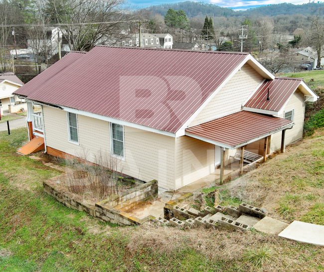 Building Photo - 2621 Sevier Ave