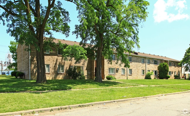 Property Photos - Graystone Apartments
