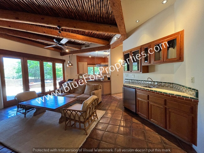Building Photo - 5661 E Shadow View Ct