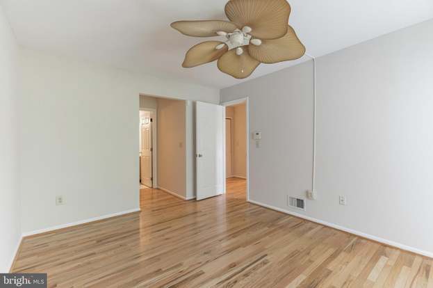 Building Photo - 1346 Chanticleer-