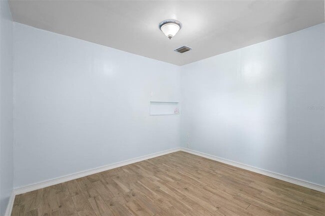 Building Photo - 10637 Deergrass Ln