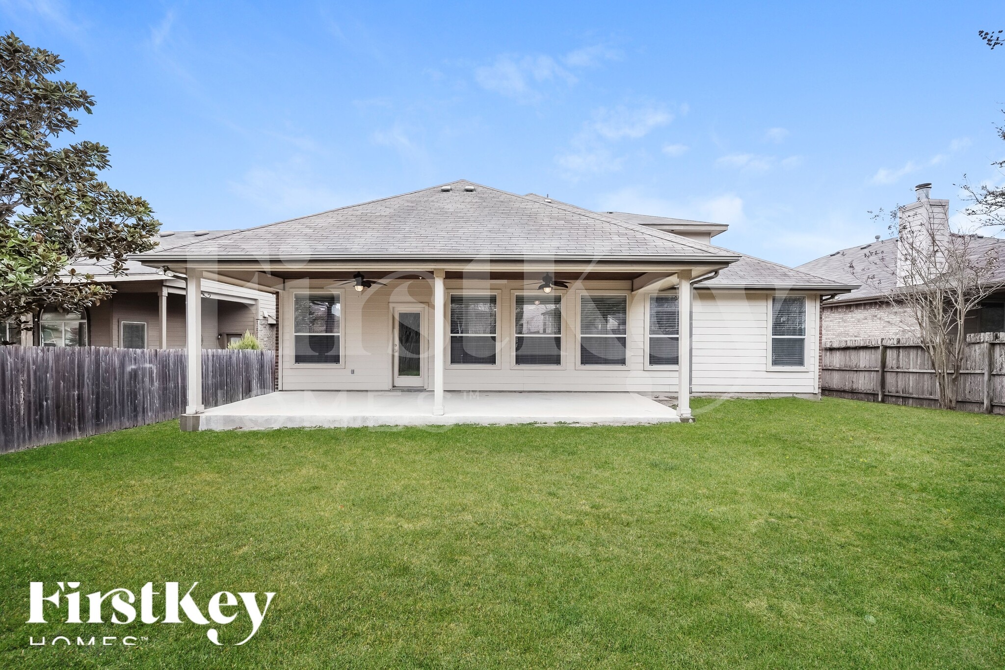 Building Photo - 6203 Palmetto Way