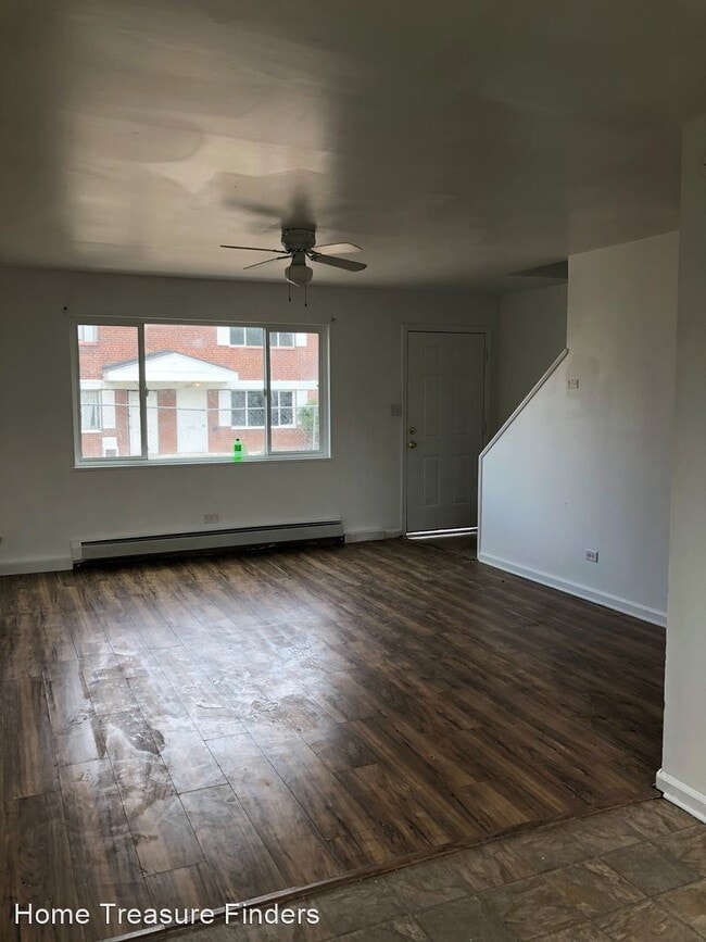 Building Photo - 1869-1887 W Mosier Pl