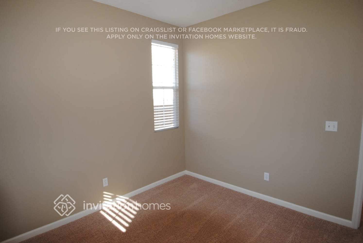 Building Photo - 1755 Waterfall Dr
