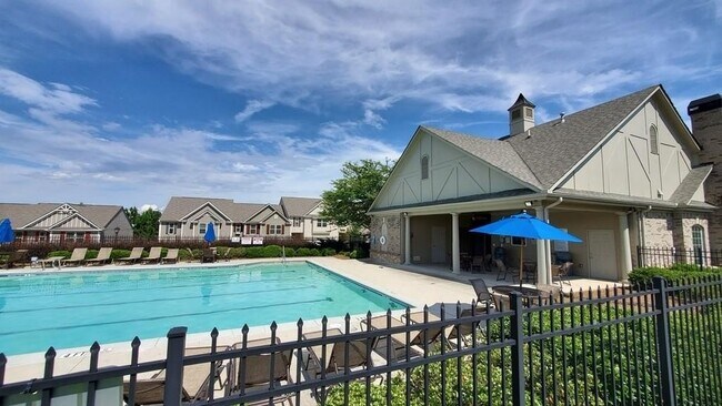 Building Photo - 3524 Castleberry Village Cir