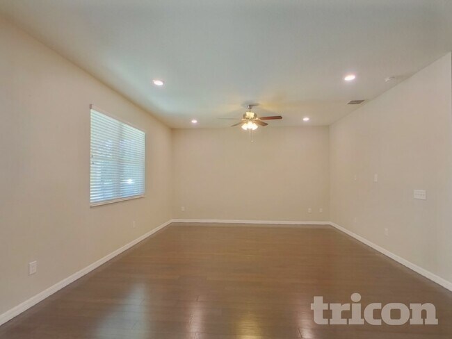 Building Photo - 3208 Macintosh Rd