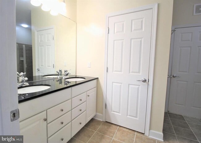 Building Photo - 2382 Brookmoor Ln