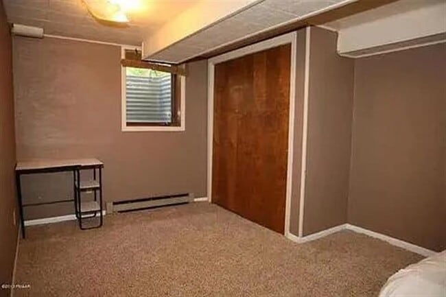 Building Photo - Fargo Homes