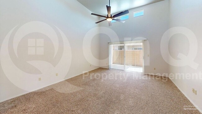Building Photo - 8142 N Peppersauce Dr