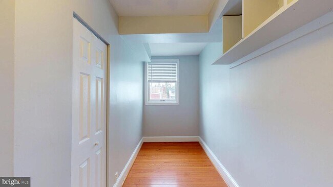 Building Photo - 1228 Fairmont St NW