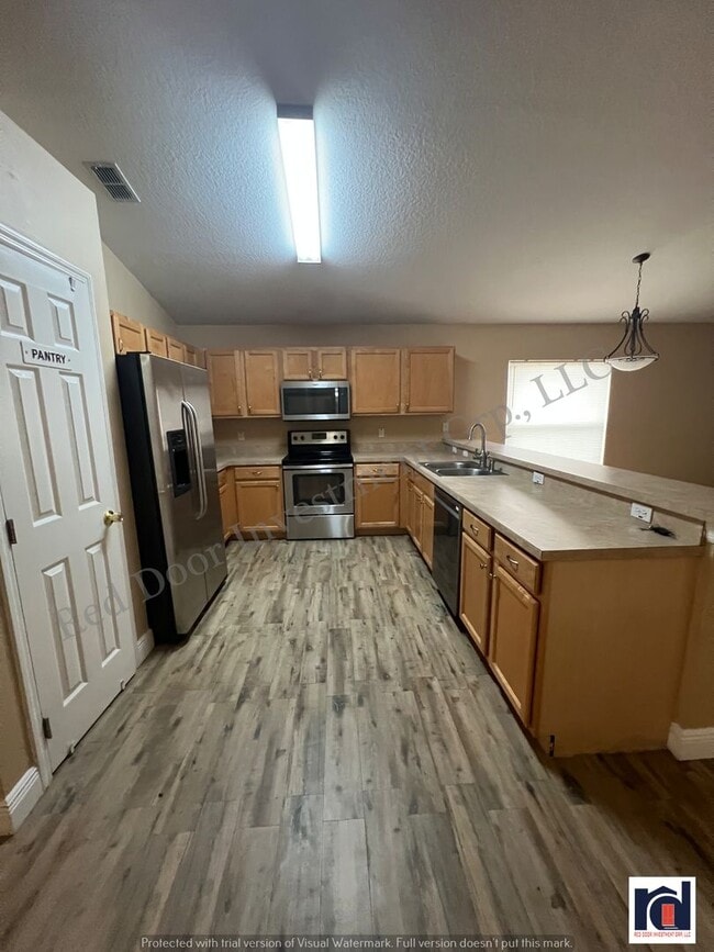 Building Photo - Beautiful 4 bedroom 2 Bath Single Family Home ~Oviedo~