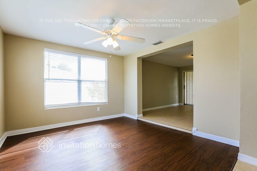 Building Photo - 6218 Nutmeg Ave