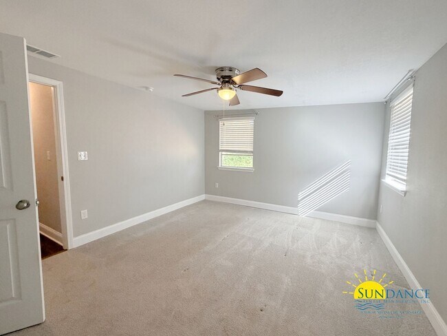 Building Photo - Upgraded 4BR Home with In-Ground Pool in Fort Walton Beach!