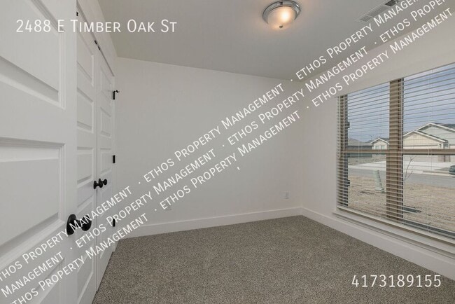 Building Photo - 2488 E Timber Oak St