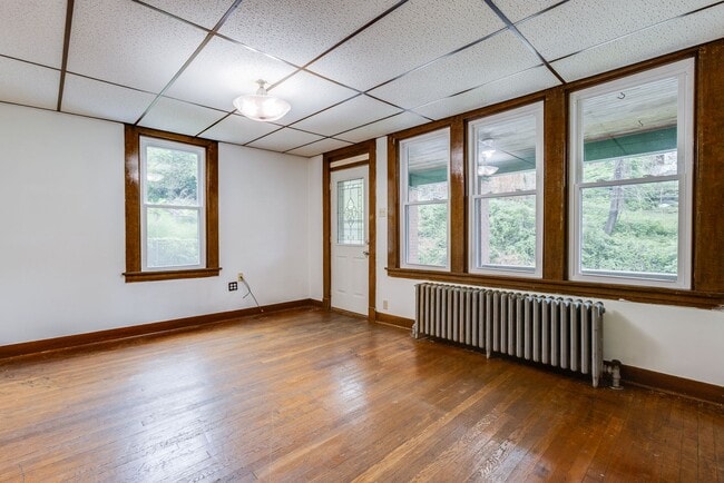 Building Photo - 2642 Quarry St